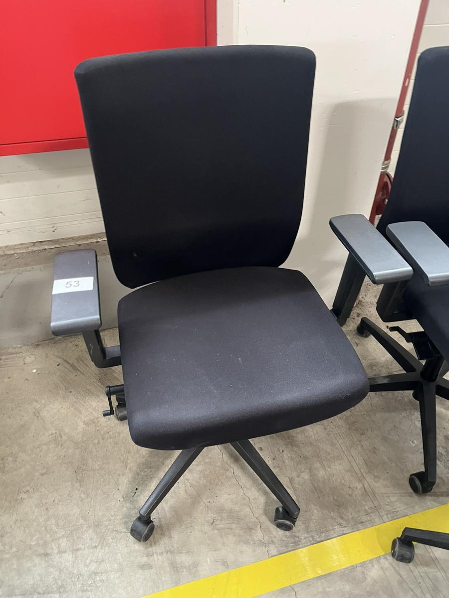 VIASIT - Neudörfler ergonomischer Bürodrehstuhl, schwarz, mit Armlehnen, Neigung, höhenverstellbar?d=2025-06-22 18:47:39