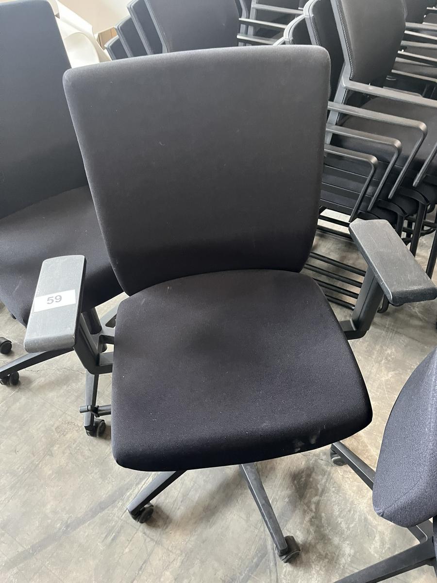 VIASIT - Neudörfler ergonomischer Bürodrehstuhl, schwarz, mit Armlehnen, Neigung, höhenverstellbar?d=2025-06-22 18:50:47