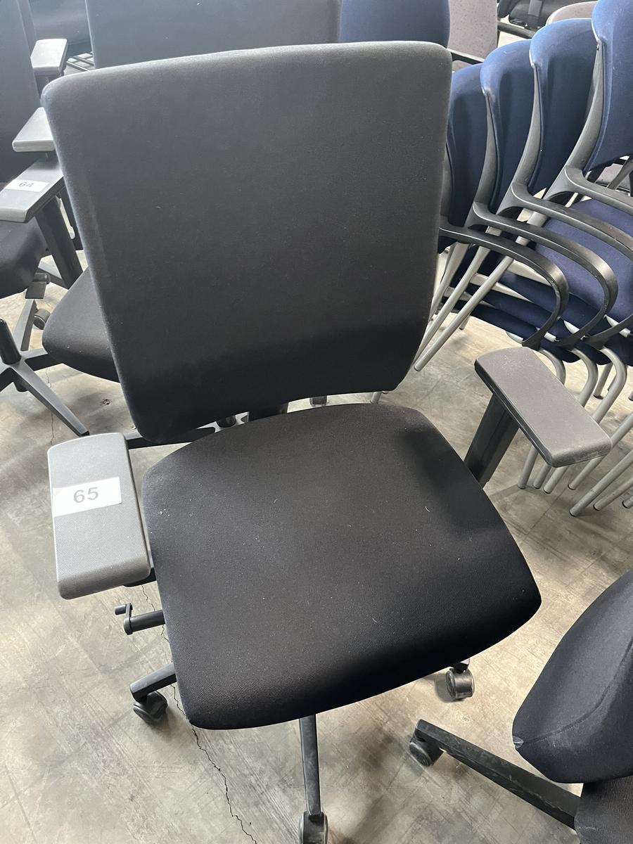 VIASIT - Neudörfler ergonomischer Bürodrehstuhl, schwarz, mit Armlehnen, Neigung, höhenverstellbar