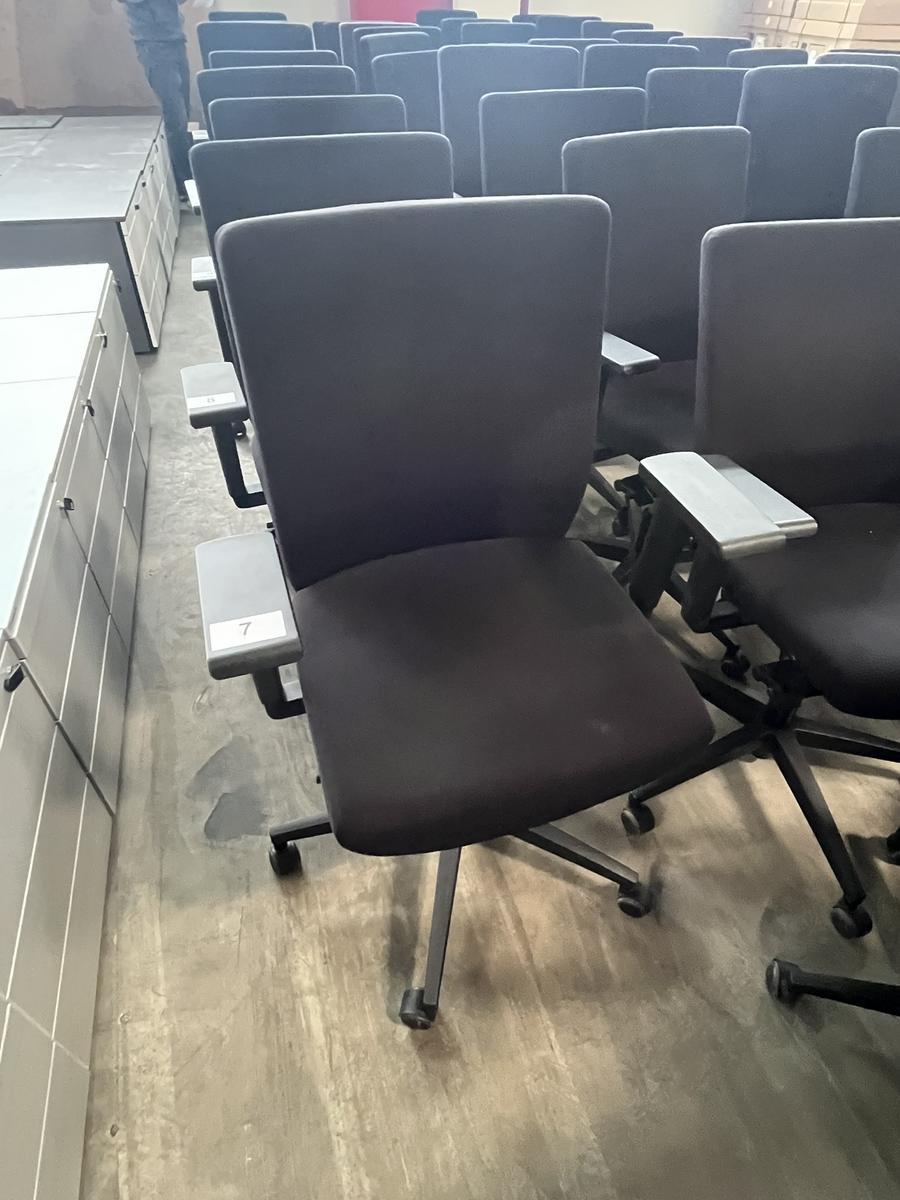VIASIT - Neudörfler ergonomischer Bürodrehstuhl, schwarz, mit Armlehnen, Neigung, höhenverstellbar?d=2025-06-22 18:44:17