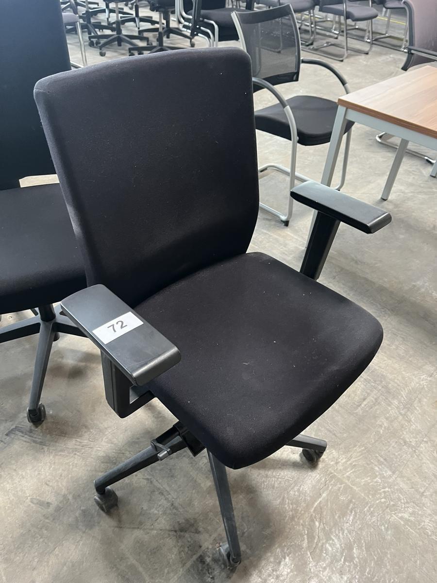 VIASIT - Neudörfler ergonomischer Bürodrehstuhl, schwarz, mit Armlehnen, Neigung, höhenverstellbar