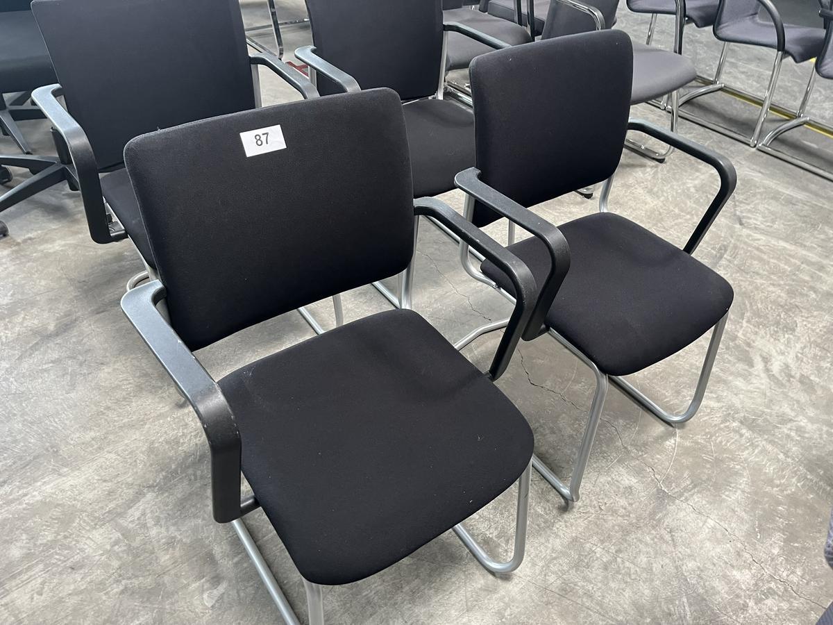 2 Stk. Neudörfler Besprechungsstühle?d=2025-06-22 18:50:49