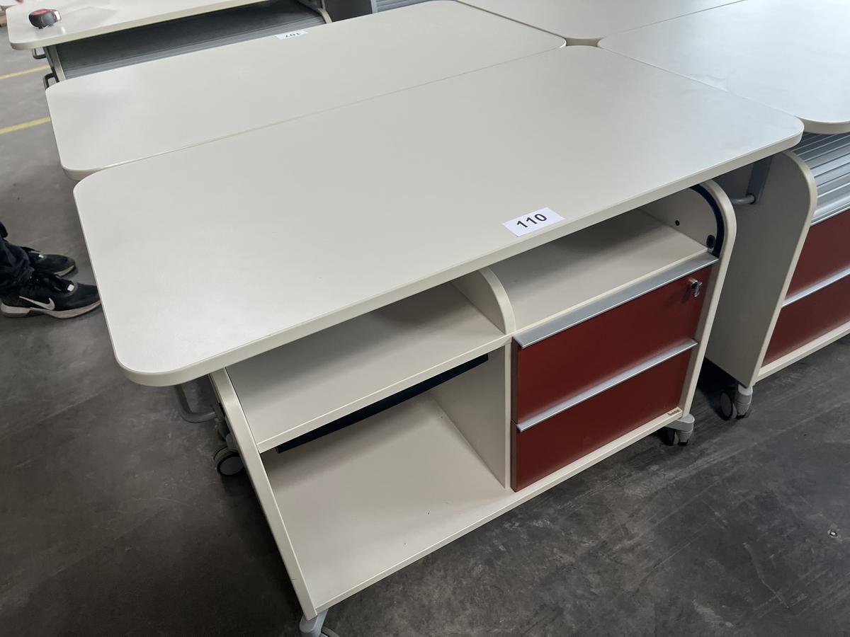 Bene Aktenschrankmodul mit Rollen?d=2025-06-22 19:06:33