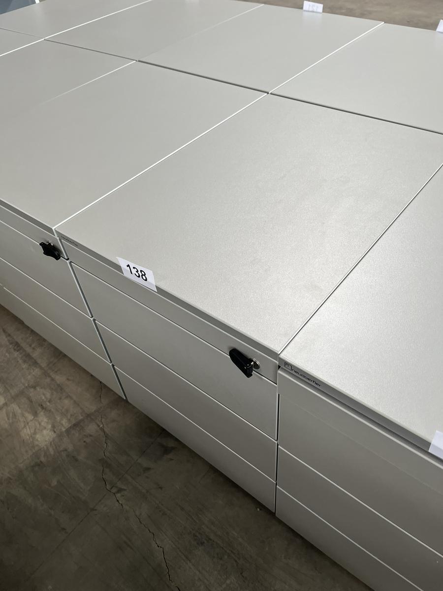 Neudörfler Rollcontainer?d=2025-06-22 19:07:38