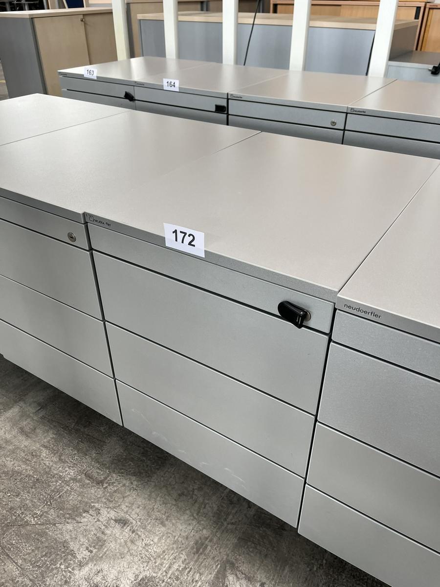 Neudörfler Rollcontainer?d=2025-06-22 18:46:30