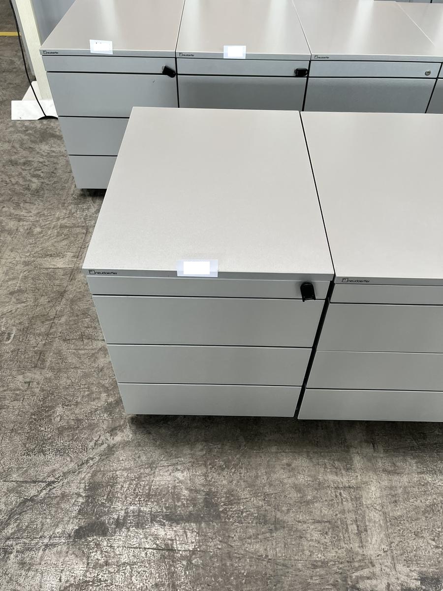 Neudörfler Rollcontainer?d=2025-06-22 18:50:48