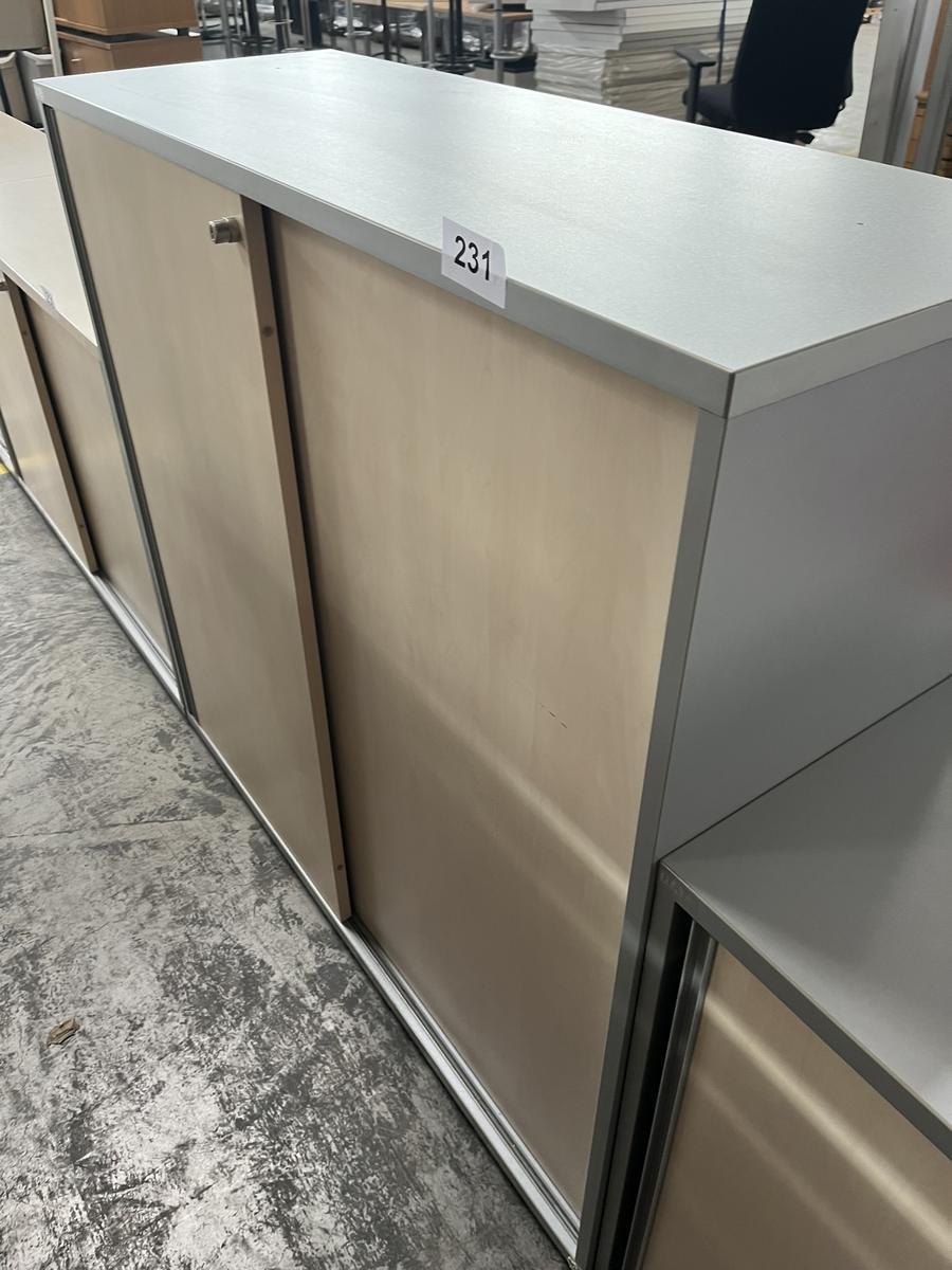 Hali Aktenschrank, ca. 120x45x115cm?d=2025-06-22 19:01:57