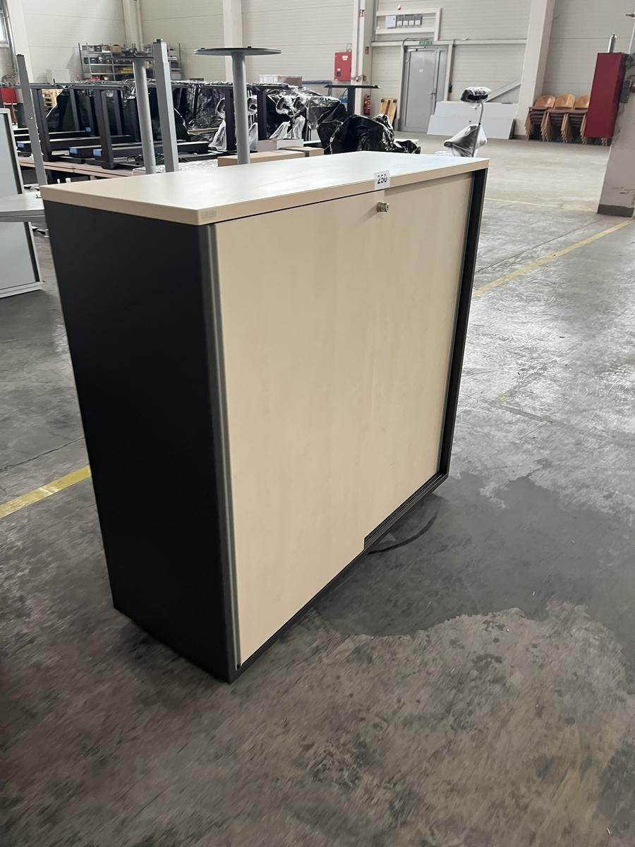 Hali Aktenschrank?d=2025-06-22 19:01:55