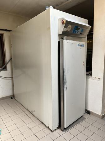 Kolb Gär-, Kältebox, vollautomatisch, 1250/2500/2500 mm, mit Verdampfer,Türe beheizt Kolb Gär-, Kältebox, vollautomatisch, 1250/2500/2500 mm, mit Verdampfer,Türe beheizt