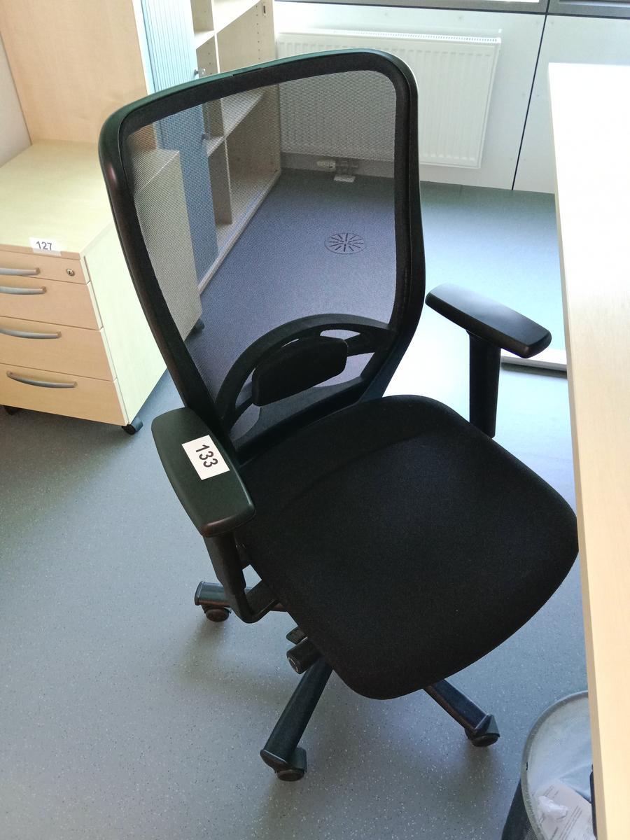 Bürodrehstuhl?d=2025-07-01 13:57:33
