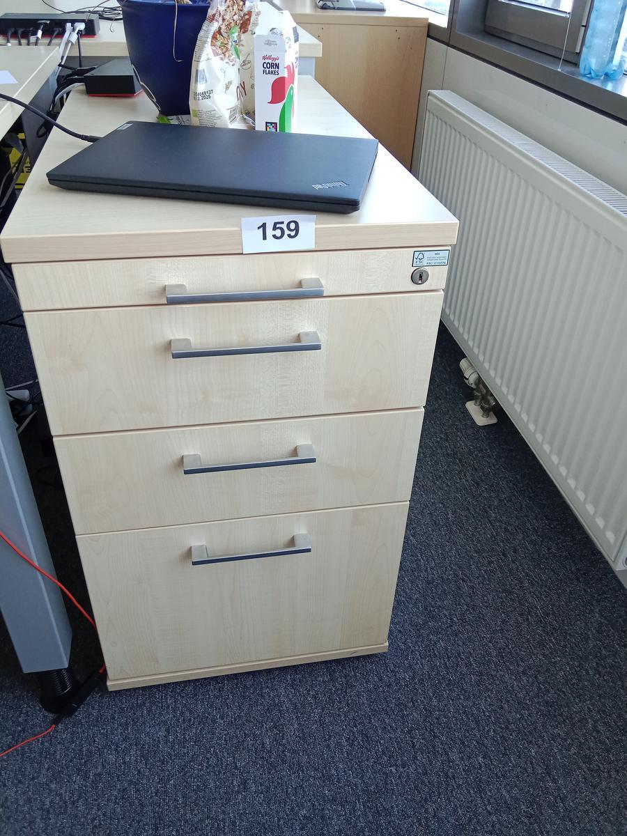 Auszugsladenschrank ca. 43/80/74 cm?d=2025-07-01 14:16:43