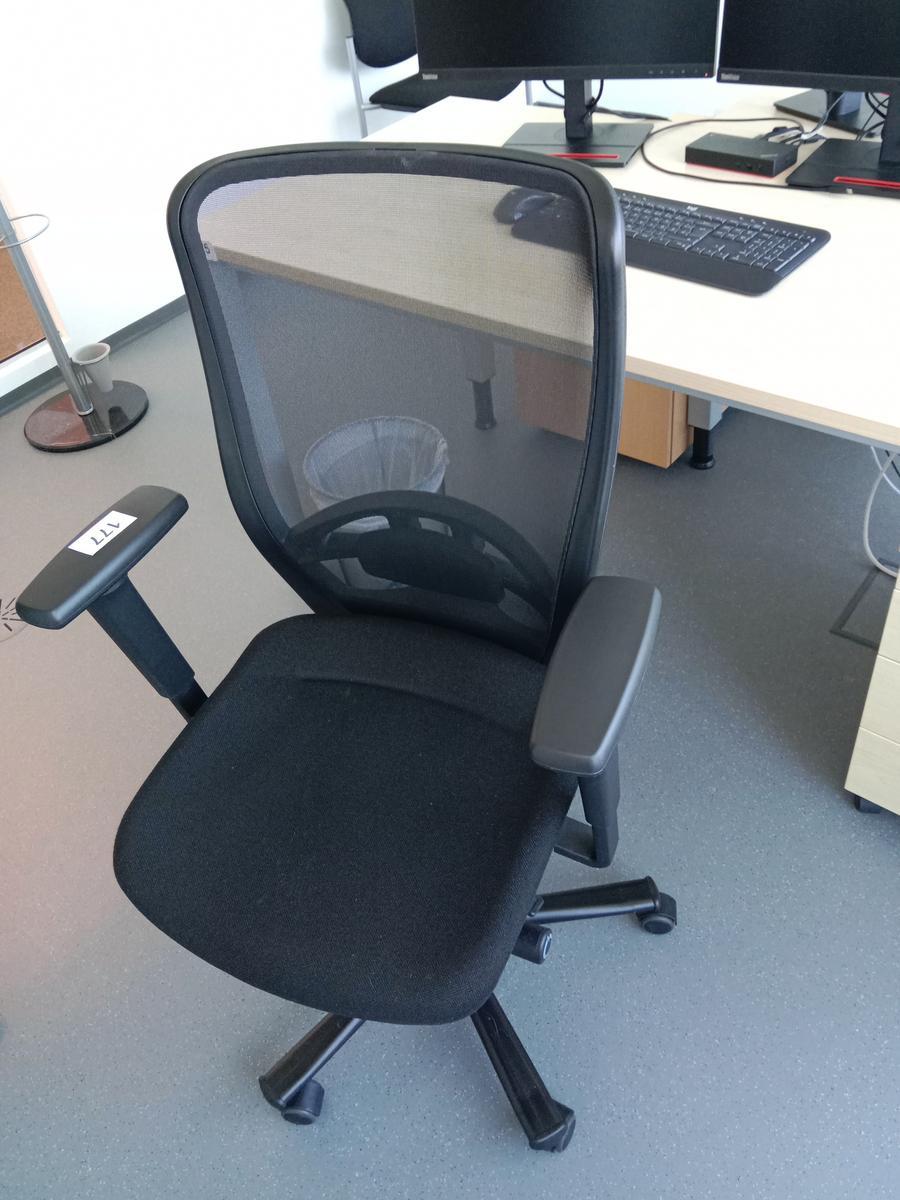 Bürodrehstuhl?d=2025-07-01 20:21:16
