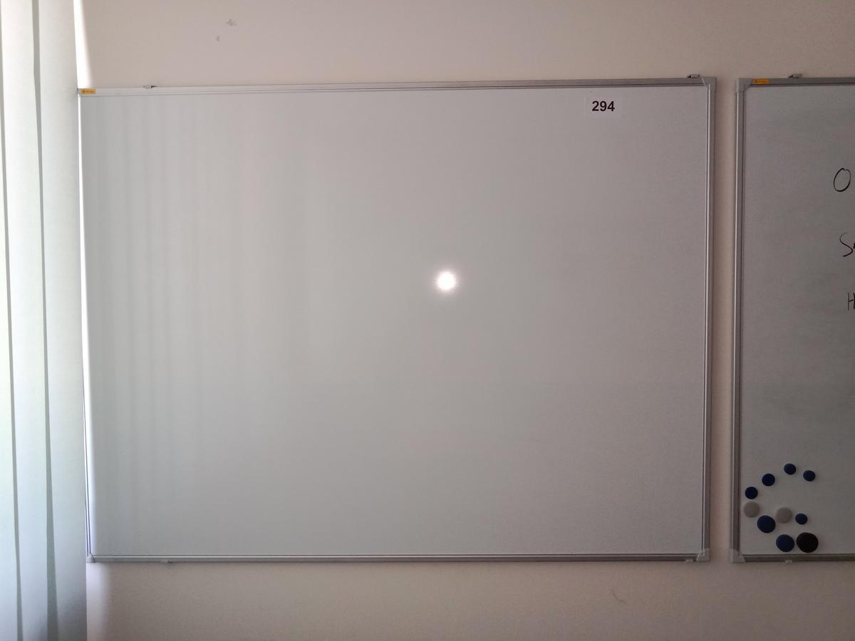 Whiteboard ca. 120/90 cm?d=2025-06-29 12:01:22
