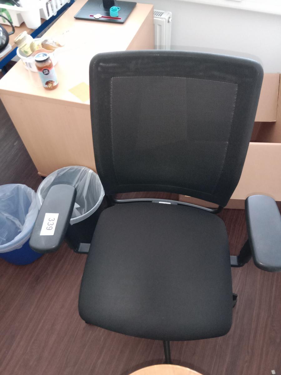 Bürodrehstuhl?d=2025-06-29 16:19:29