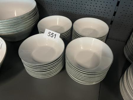 40 Stk. Schüsseln, leicht tief, DM 16cm 40 Stk. Schüsseln, leicht tief, DM 16cm