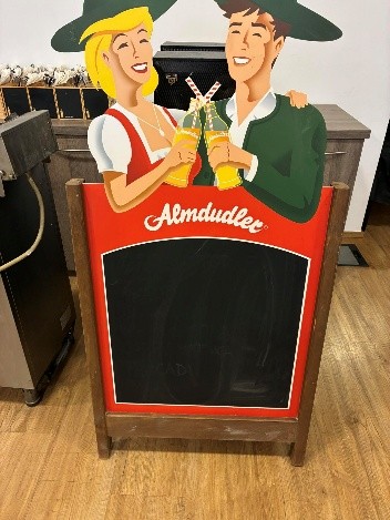 Almdudler Werbeschild?d=2025-07-06 09:36:49