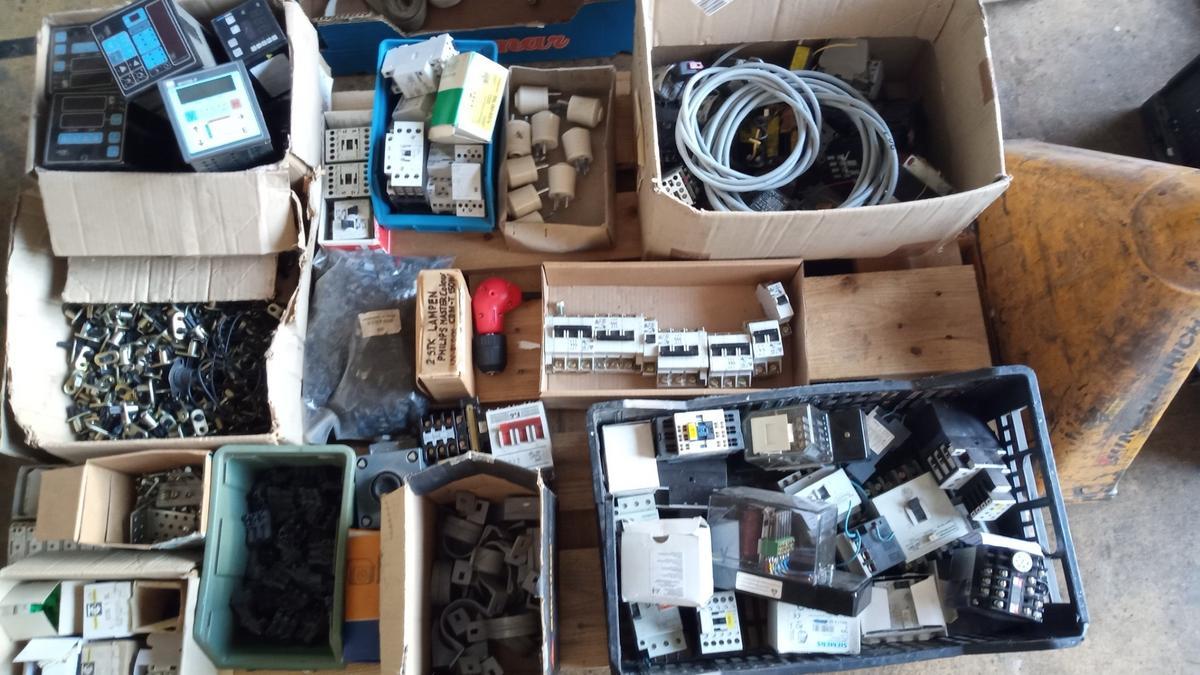 Regler, elektrische Komponenten?d=2025-08-03 00:58:14