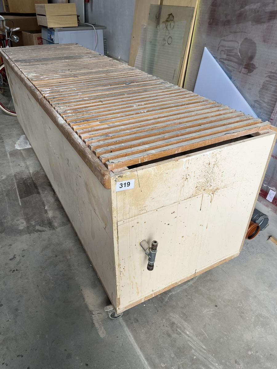 Schleiftisch 2400 x 800mm?d=2025-08-11 16:26:15