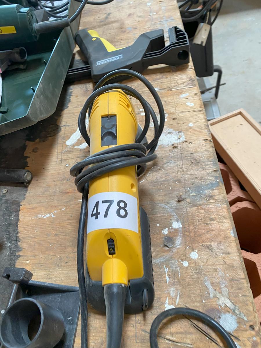 DeWalt Dreiecksschleifer Typ D26430?d=2025-08-11 19:53:39