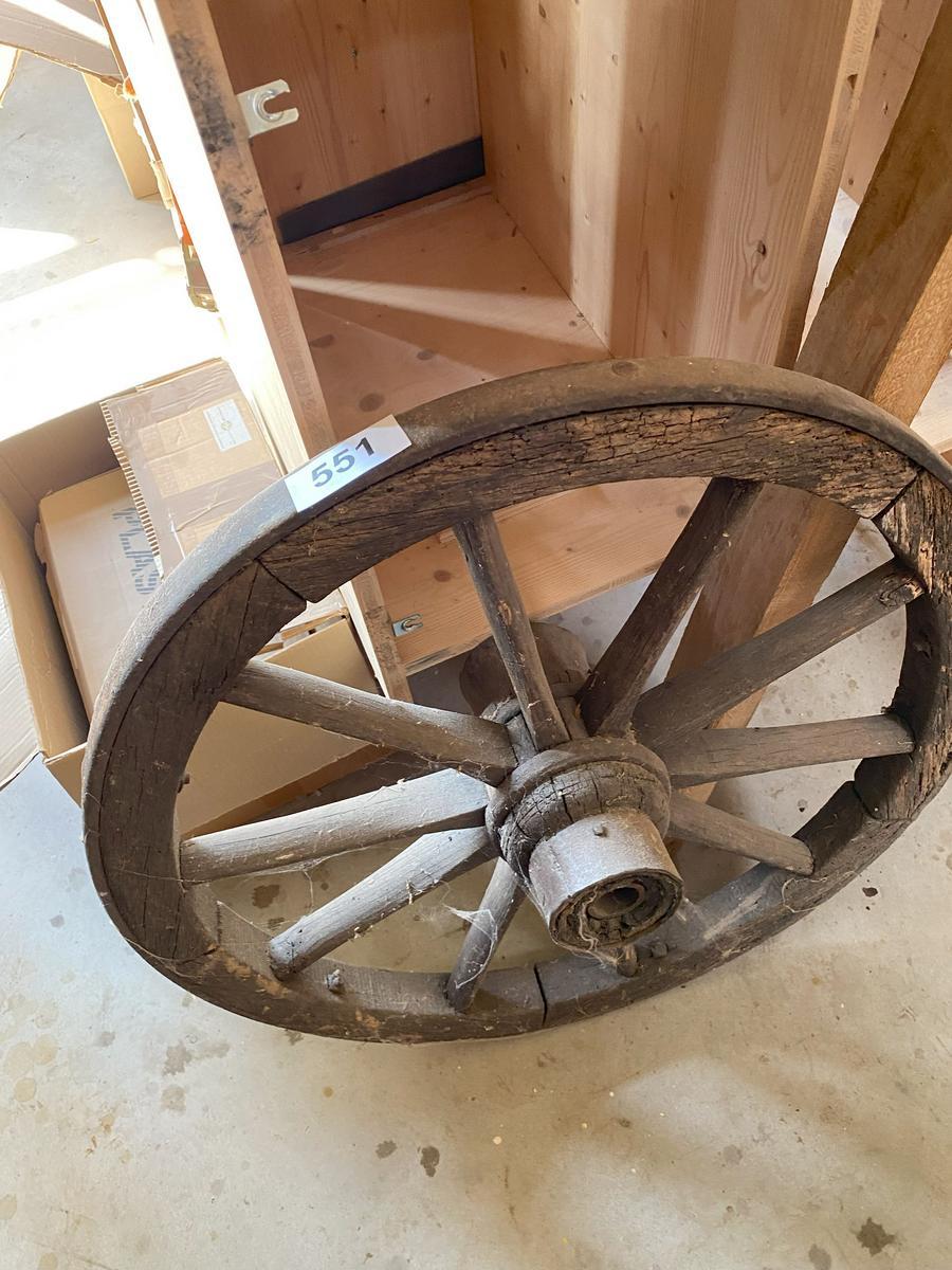 Sammlerstück : Wagenrad 75 cm Durchmesser?d=2025-08-11 19:53:38