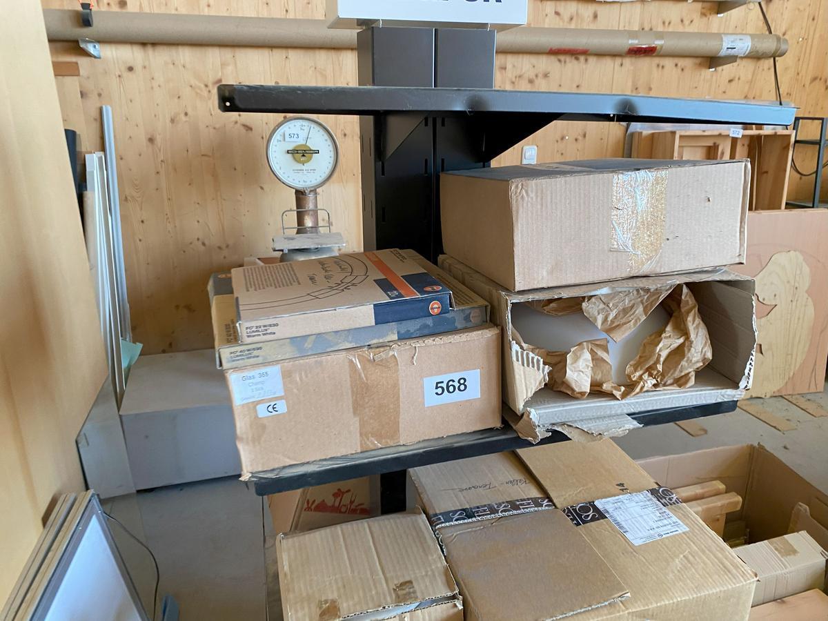 Regalinhalt an Leuchtmitteln?d=2025-08-11 18:06:05