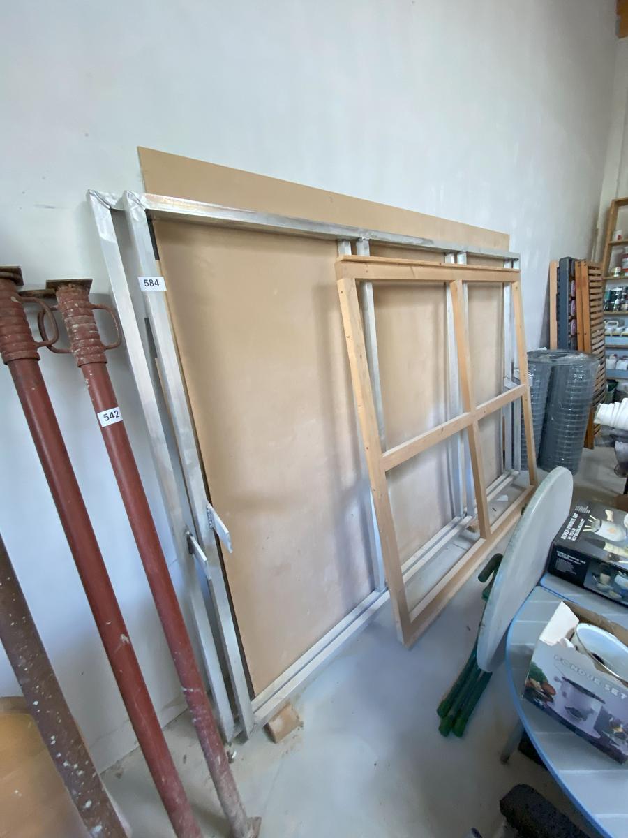 2 Stk. Alurahmen ca. 300 x 190 cm?d=2025-08-11 18:08:11