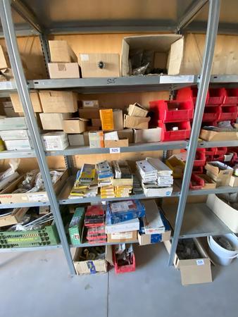 Regalinhalt Einstemmschlösser, Küchenaufhänger, usw. Regalinhalt Einstemmschlösser, Küchenaufhänger, usw.