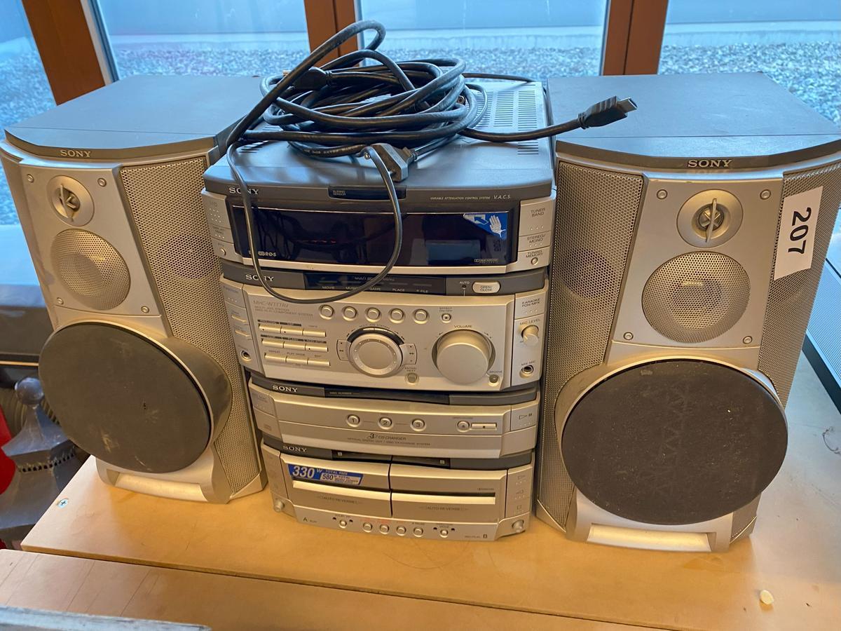 Sony High Fi Anlage mit Boxen?d=2025-08-11 11:07:12