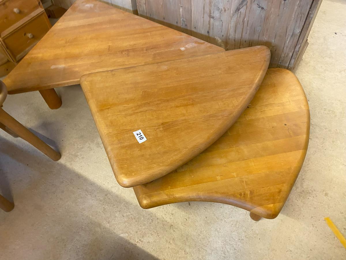 2 Stk. Beistelltische 120 x 120 cm?d=2025-08-11 14:45:37