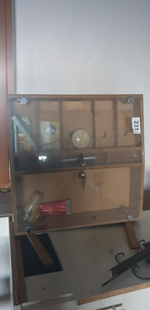 Humidor Zigarrenschrank?d=2025-08-11 14:52:09