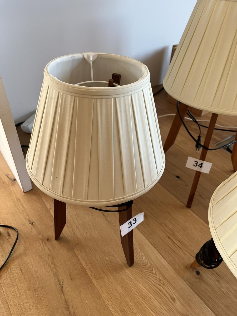 Designer Stehleuchte Nuss 50 cm - Schirmdurchmesser 30 cm?d=2025-08-11 16:58:54