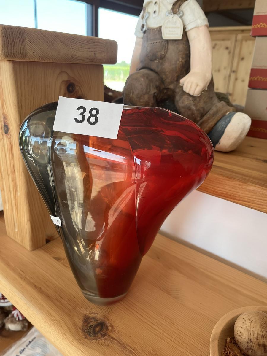 Designervase 28 x 25 cm?d=2025-08-11 11:11:17
