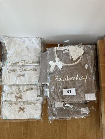 2 x Schlafwäsche Zauberhaft Größe L 2 x Schlafwäsche Zauberhaft Größe L