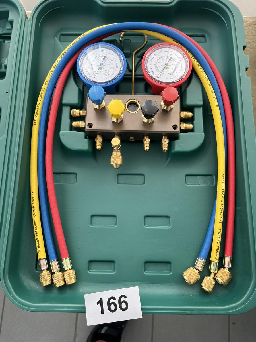 REFCO Monteurhilfe M4 für Kühlsystem?d=2025-08-11 16:58:54