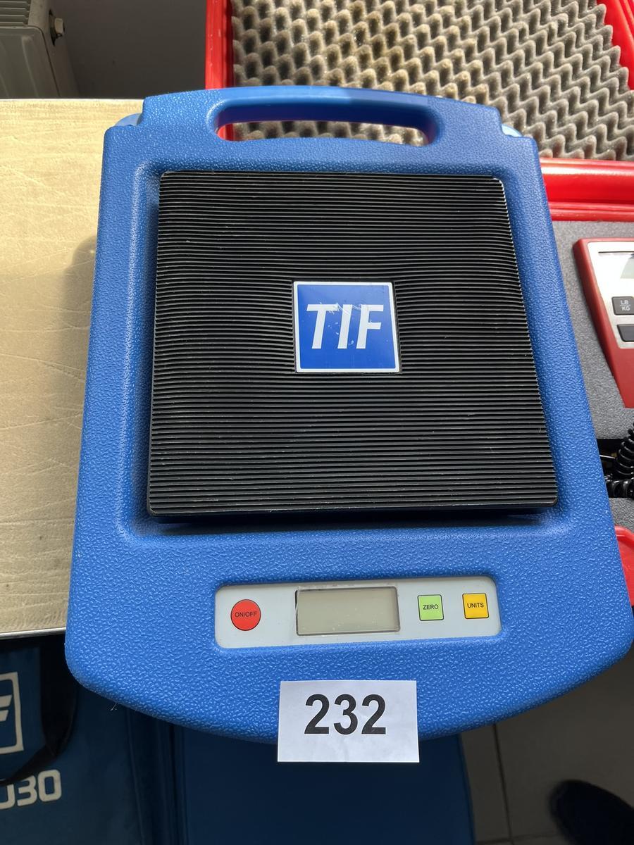 DIF 9030 Compact Refrigerant Scale?d=2025-08-11 20:13:22