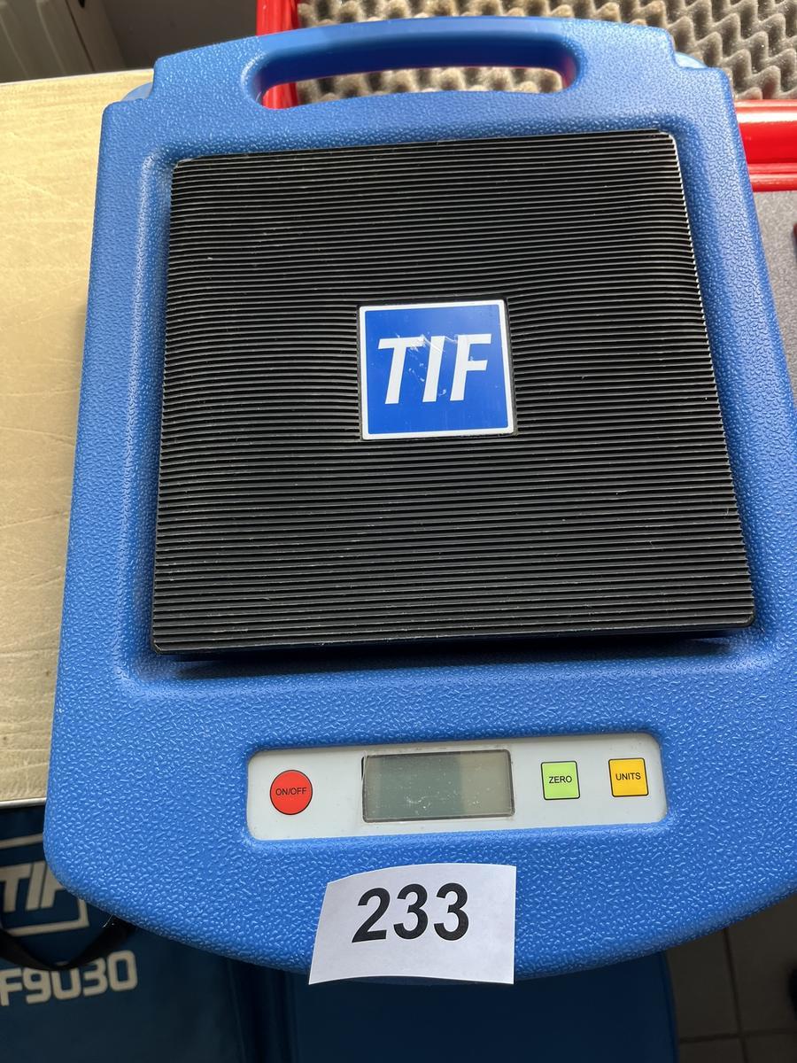 DIF 9030 Compact Refrigerant Scale?d=2025-08-11 20:16:23