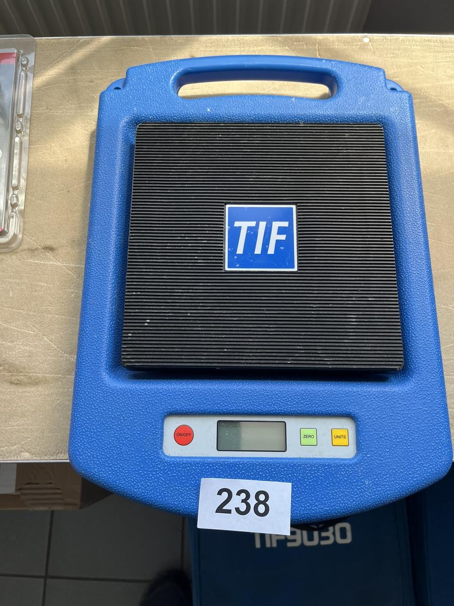 DIF 9030 Compact Refrigerant Scale?d=2025-08-11 20:22:28