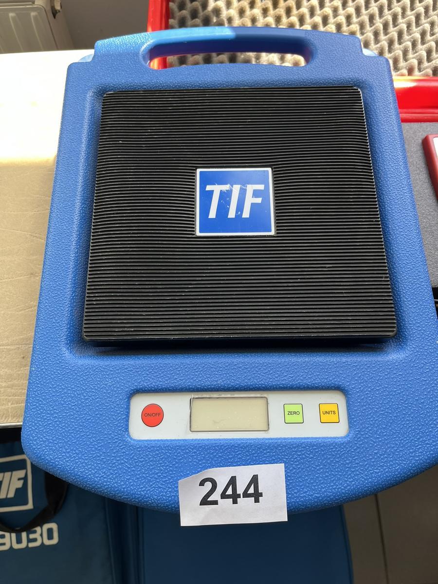 DIF 9030 Compact Refrigerant Scale?d=2025-08-11 20:25:04