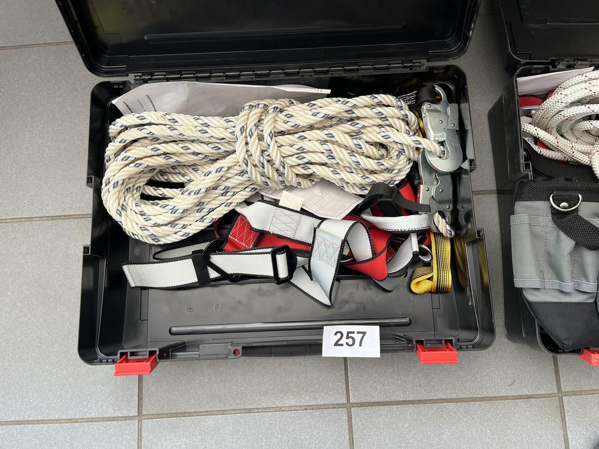 Würth Fallschutz-Basic im Koffer?d=2025-08-11 20:16:28