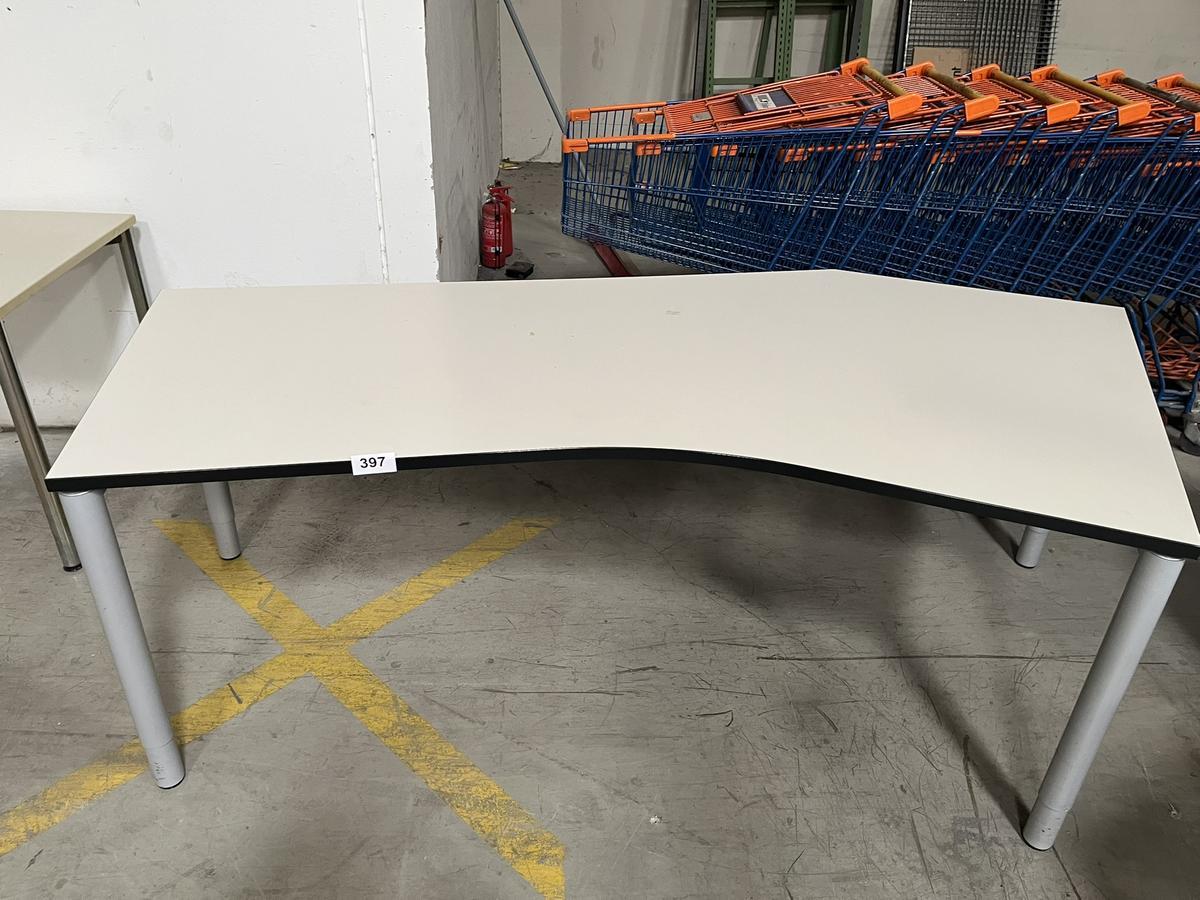 Schreibtisch geschwungen 208 x 100 x 80 cm?d=2025-08-11 17:59:35