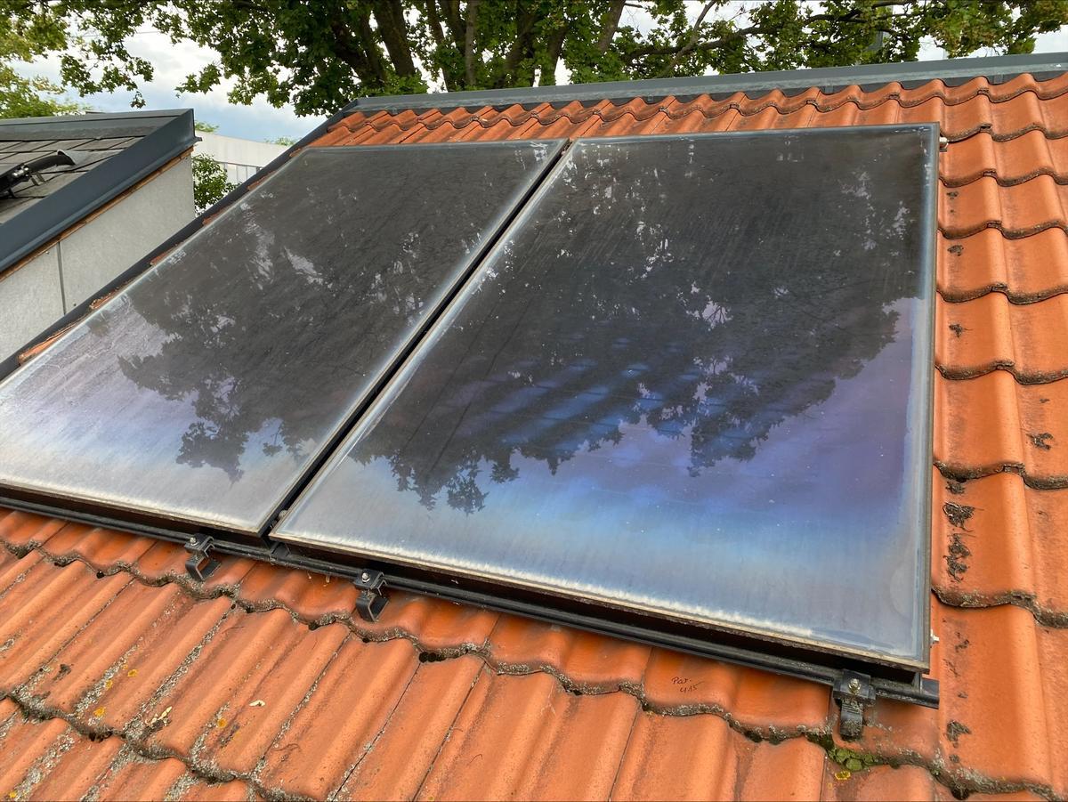 2 Stück Solarkollektoren ca. 203x124 cm - kpl.Koje?d=2025-08-11 15:38:40