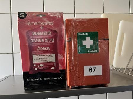 Löschdecke, Erste Hilfe Kasten Löschdecke, Erste Hilfe Kasten