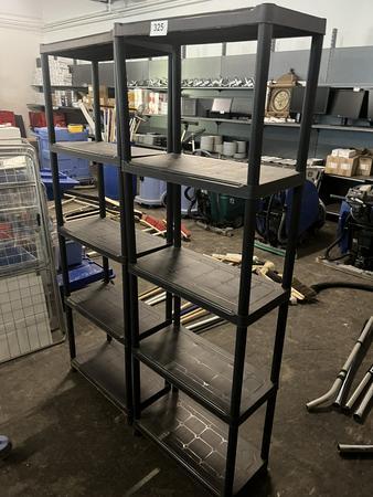 2 Stk. Regale aus Kunststoff, je 60x30x175cm 2 Stk. Regale aus Kunststoff, je 60x30x175cm