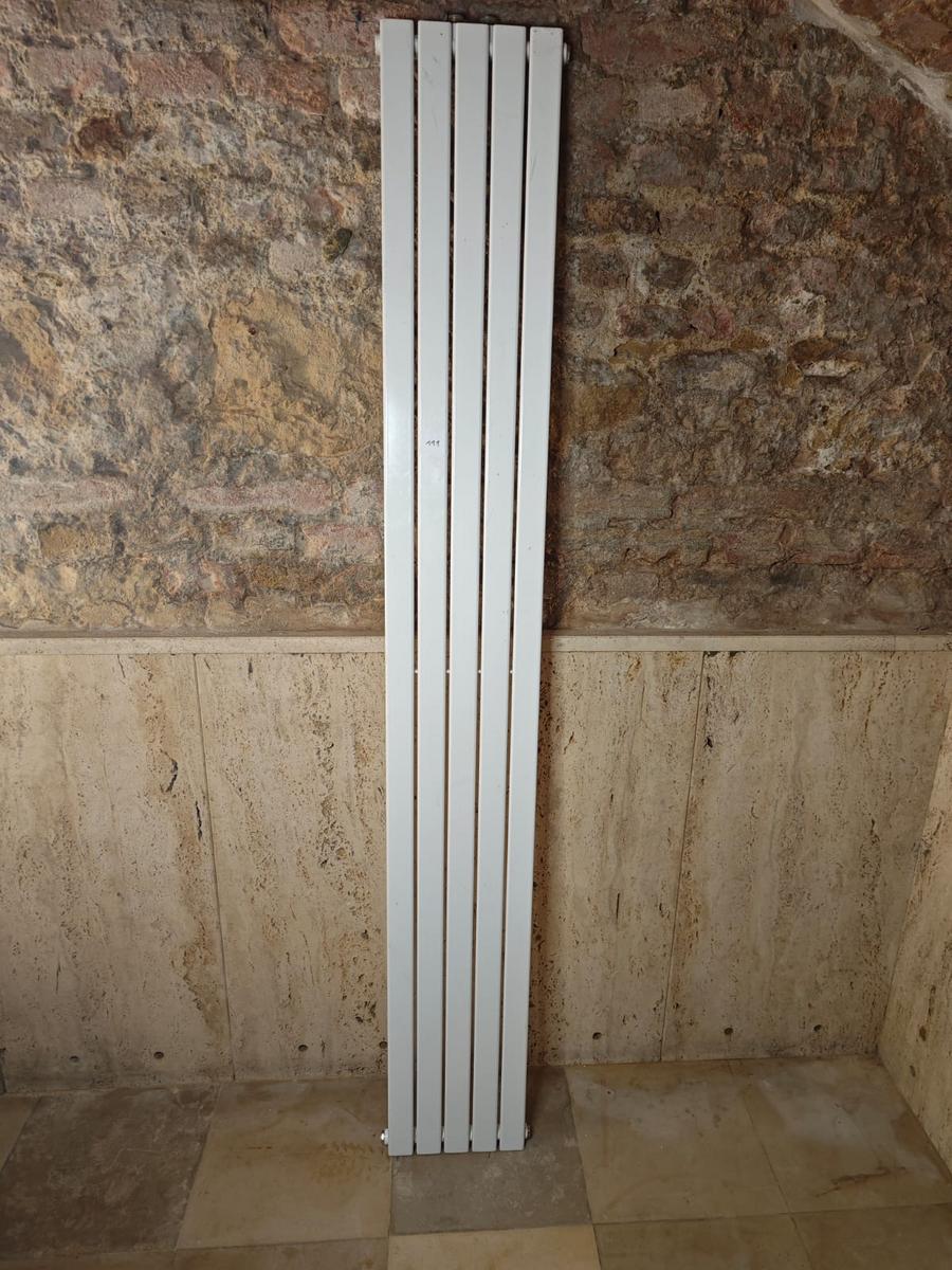 Heizkörper / Handtuchwärmer, Slimline
