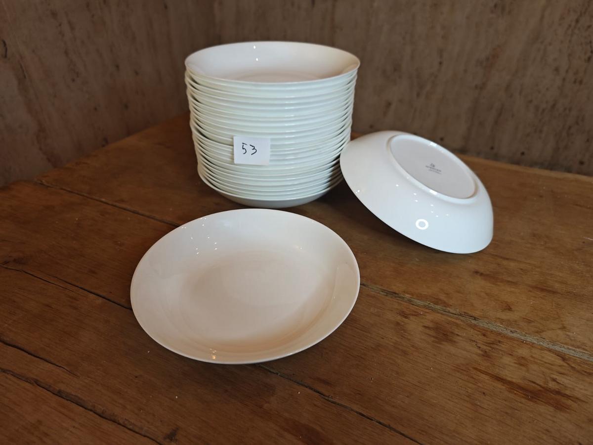 Suppenteller/Salatschale, Dibbern, 24 Stück