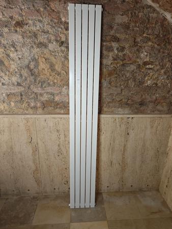 Heizkörper / Handtuchwärmer, Slimline Heizkörper / Handtuchwärmer, Slimline