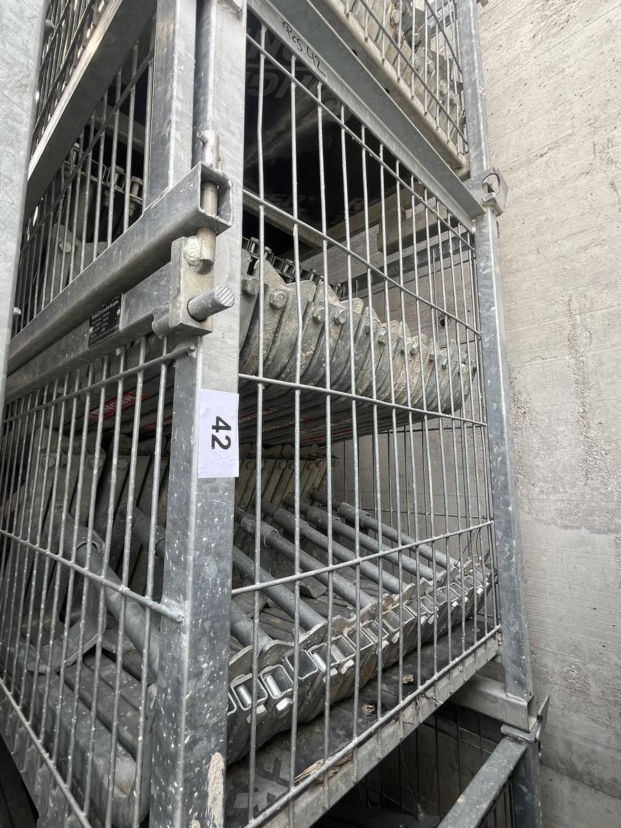 35 Stk. Ringer Dreibeine verzinkt inkl. Ringer Gitterbox