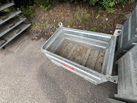 Doka Box ohne Inhalt
