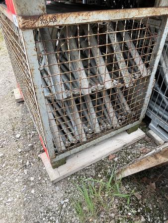 20 Stk. Doka Dreibeine mit Stapelbox