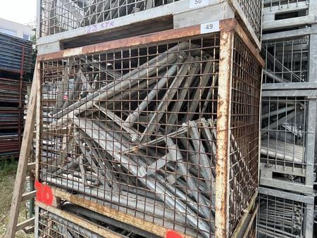 20 Stk. Doka Dreibeine mit Stapelbox